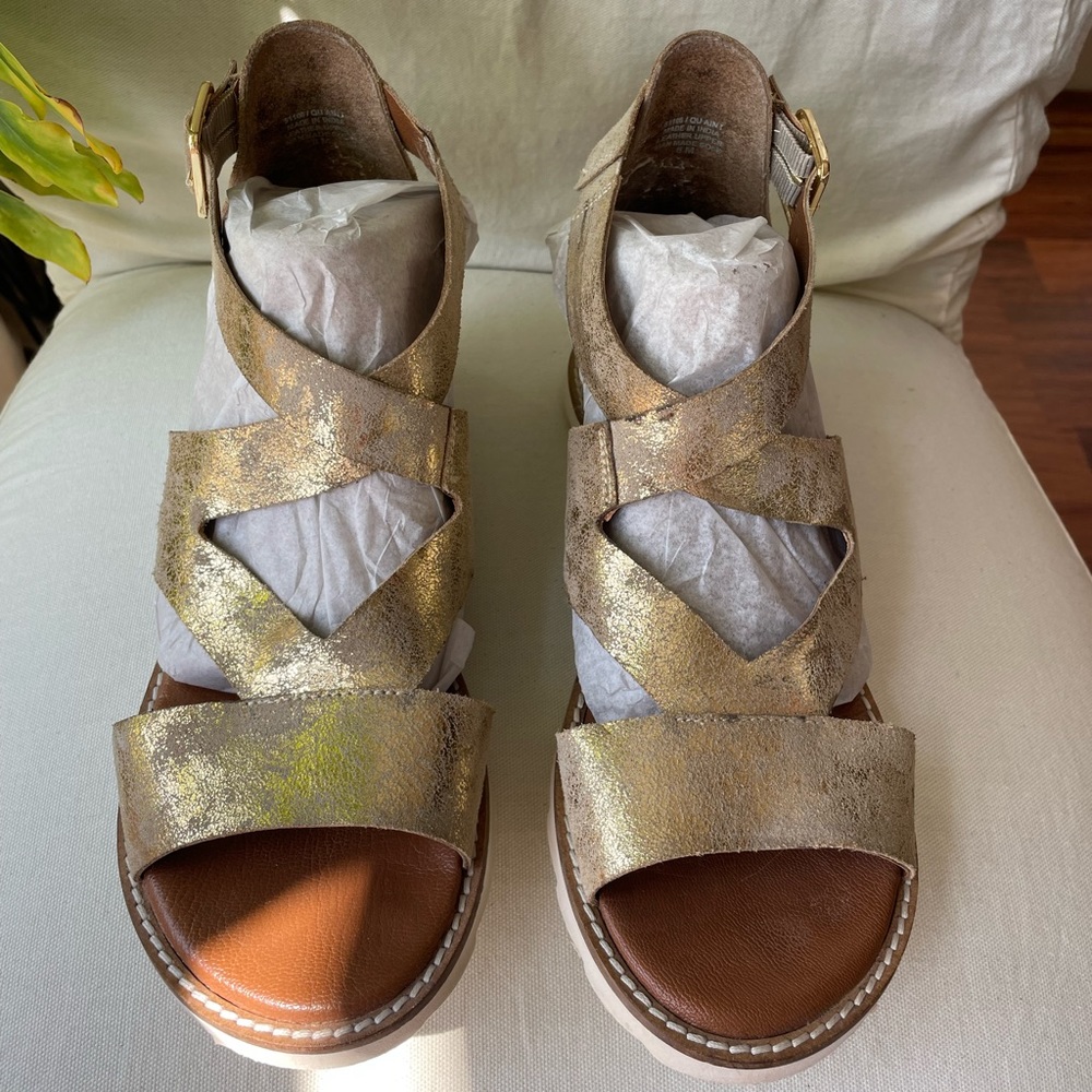 Diba True Gold Leather Espadrille Sandal w/ White Bottom